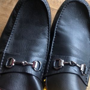 Gently used Monte Rosso genuine leather loafers